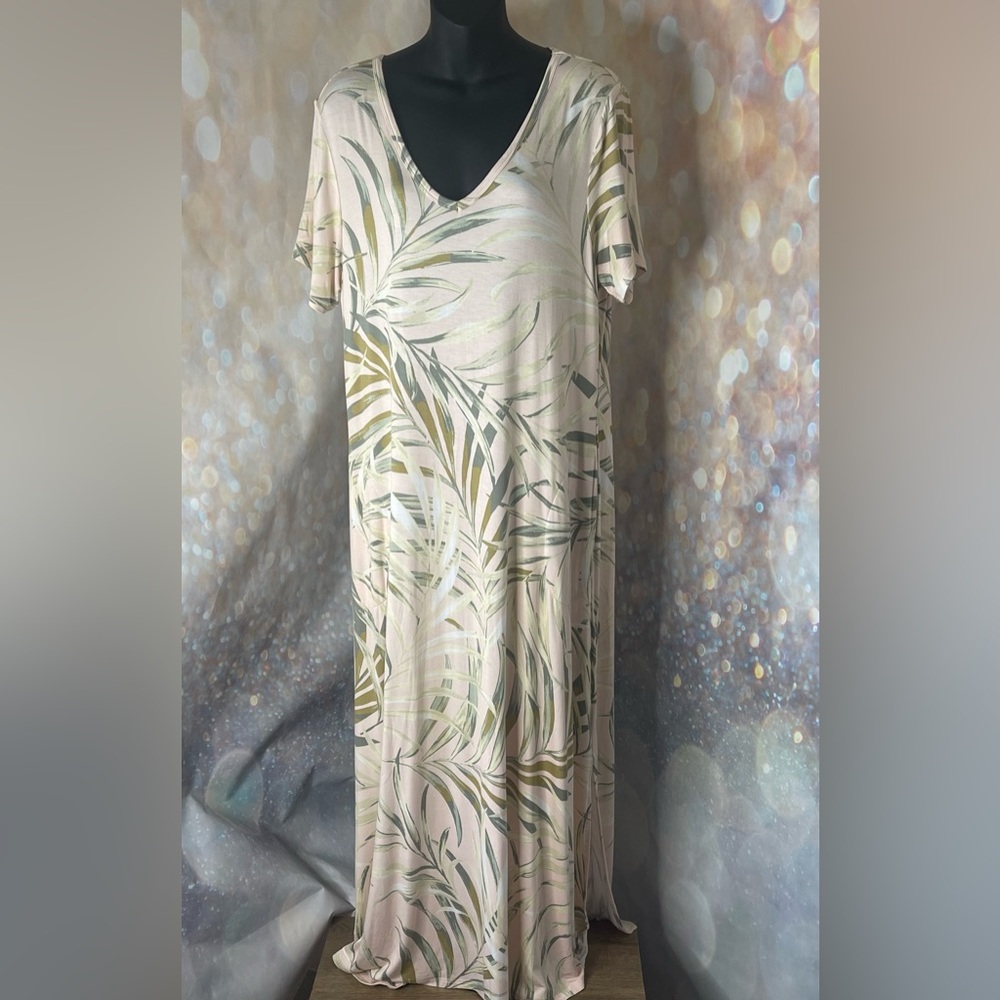 Belle by Kim Gravel Pale Pink & Sage V-Neck Maxi Dress size M EUC